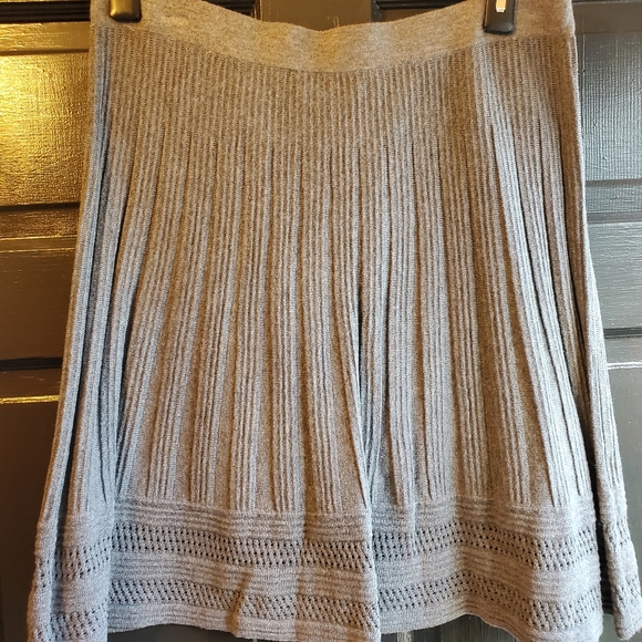 Max Studio Sweater Skirt - Picture 4 of 5
